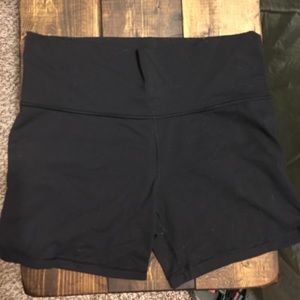 Lululemon High Rise Short
